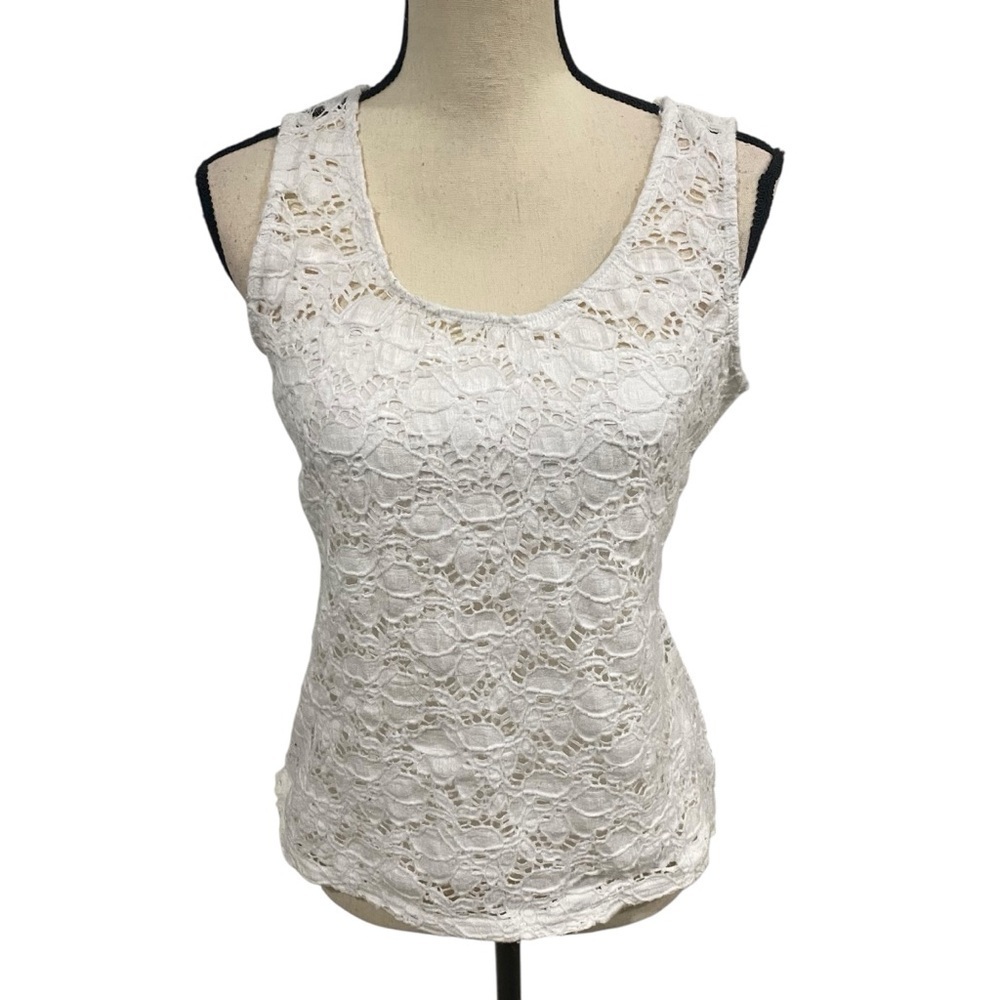 Peck & Peck Weekend White Lace Design Sleeveless Top Size Medium